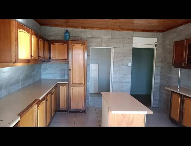 3 BEDROOM PROPERTY TO RENT IN KRUGERSDORP WEST
